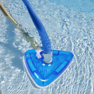 swimming pool vacuum cleaning head